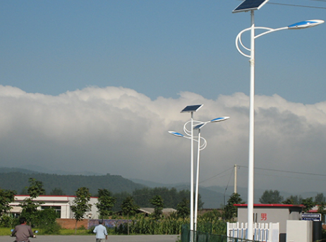 丹东太阳能路灯助力节能减排